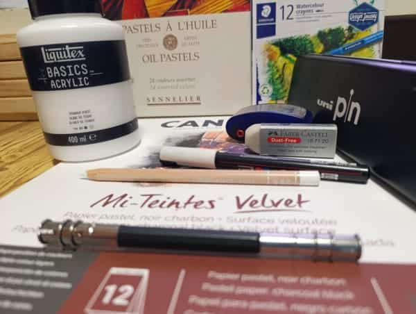 materiales recomendados para colorear con lápices de colores, usados por Javier Origin a diario