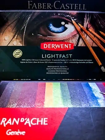 Sets de lapiceros profesionales Derwent Lightfast, Caran d'Ache Luminance y Faber Castell Polychromos